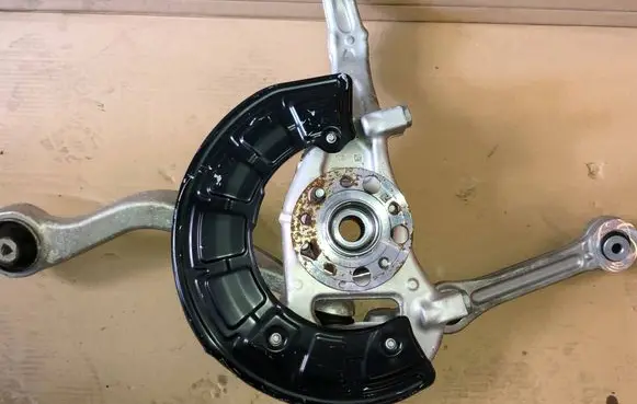 Mercedes-Benz AMG GT 4 x290 w290 Front wheel hub spindle knuckle A2903321900