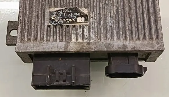 Volvo S40, V40 Other relay 7700111525