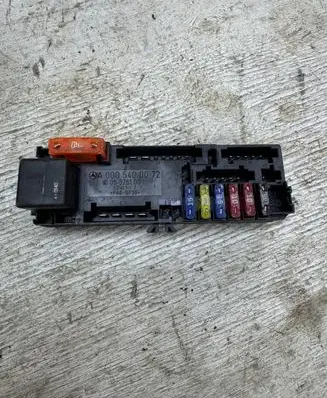 Mercedes-Benz CLK A208 C208 Fuse module A0005400072 05376100