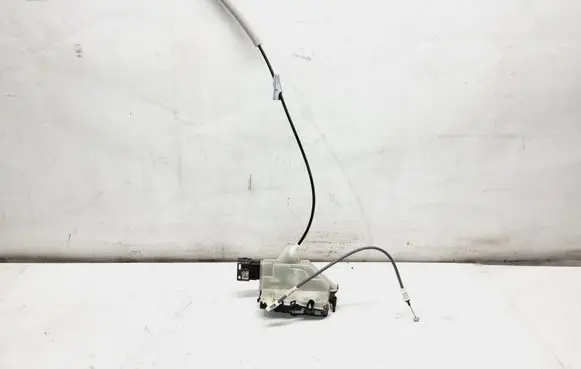 Peugeot 5008 II Rear door lock 9822829880 PSA228298