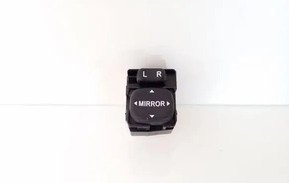 Toyota Corolla Verso E121 Wing mirror switch 183574