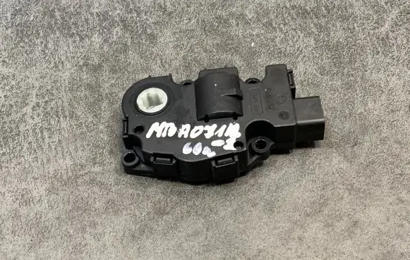 BMW X5 E70 Intake manifold valve actuator/motor 9298886