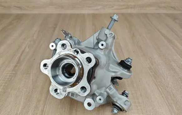 BMW 8 G16 Rear wheel hub spindle/knuckle 6854119 8838134