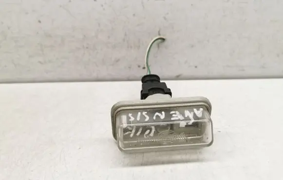Toyota Avensis T250 Number plate light