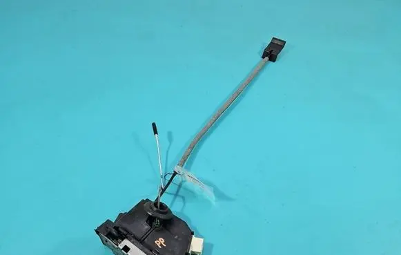 Mini One - Cooper R57 Front door lock 275259607 IMPRK1544023