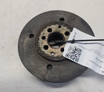 Volkswagen Golf IV Crankshaft pulley 038105243