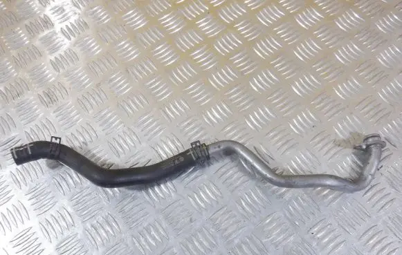 Volkswagen Touareg II Engine coolant pipe/hose 7P6121157D KA4123060