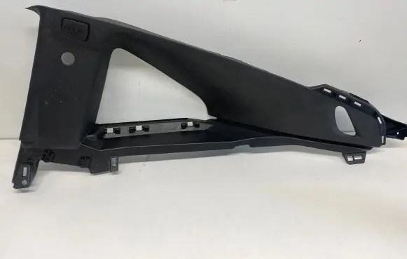 Chevrolet Camaro (B) pillar trim (top) 92241890