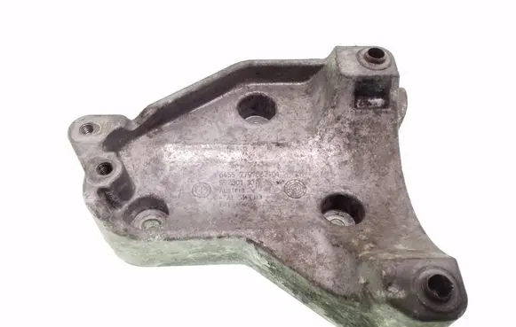 BMW X5 E70 A/C compressor mount bracket 64557799863 7799863
