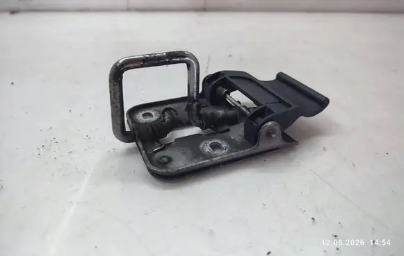 Skoda Karoq Engine bonnet/hood lock/latch loop/hook 57A823186