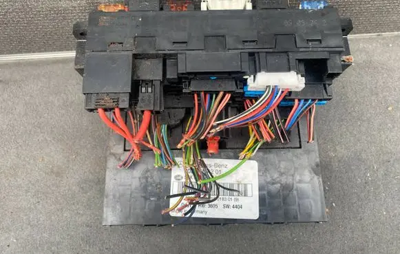 Mercedes-Benz C W203 Comfort/convenience module 2035454201 5DK00848554