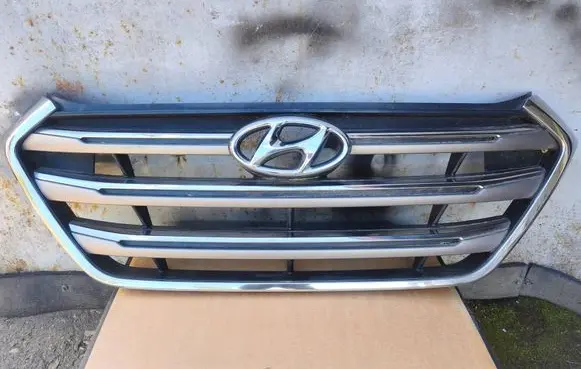Hyundai Tucson TL Front bumper upper radiator grill 86351D7100