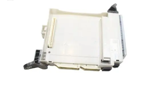 Lexus IS III XE30 Fuse module 8273053J30A 8273053J30