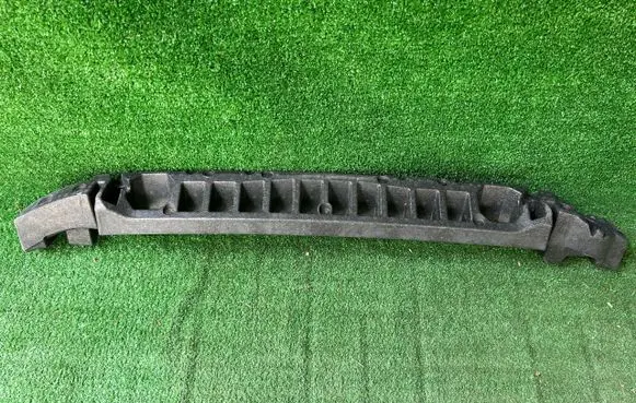 Front bumper foam support bar