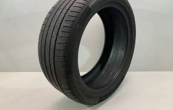 BMW 7 G11 G12 R20 summer tire 