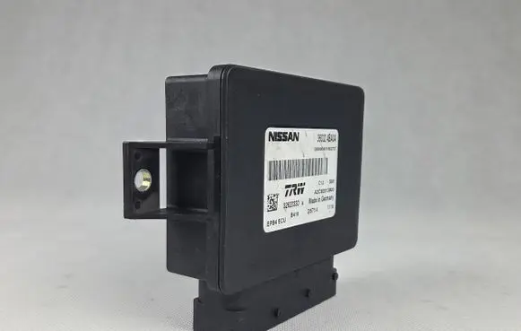 Nissan Qashqai Hand brake control module 360324BA0A 32620330