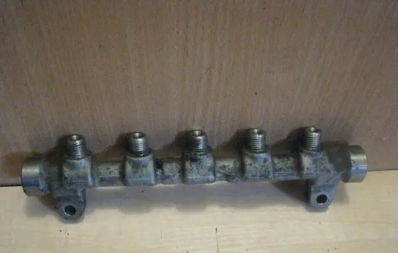 KIA Ceed Fuel main line pipe