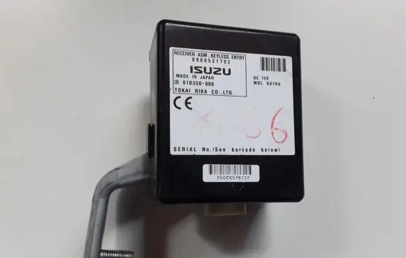 Isuzu D-Max Door central lock control unit/module 8980531702