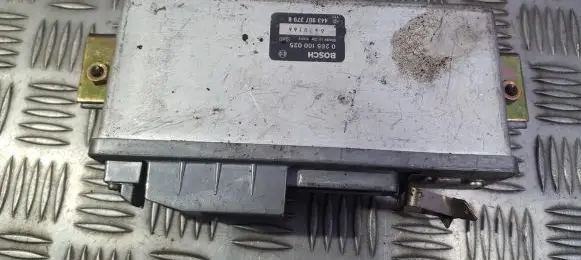 Audi 80 90 B3 ABS control unit/module 0265100025 443907379B