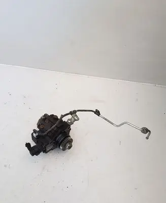 Renault Laguna III Fuel injection high pressure pump 2152392 H8200690744
