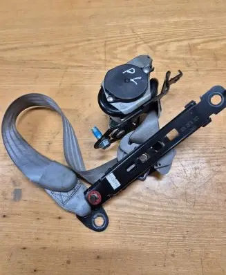 Hyundai Sonata Front seatbelt 608192100A 888203K030QS 110341252