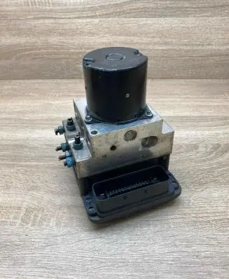 BMW 7 F01 F02 F03 F04 ABS Pump 6791173 6791175