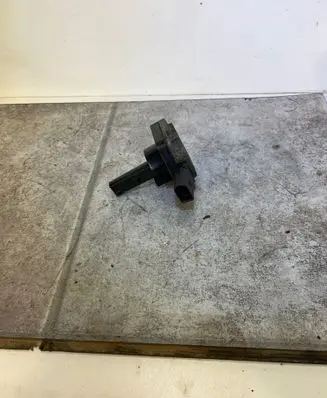 Audi A8 S8 D3 4E Oil level sensor 1J0907660B 5PR00807902