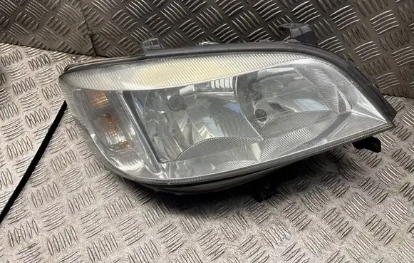 Opel Zafira A Headlight/headlamp