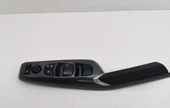 Nissan Juke II F16 Electric window control switch 809606PA0A