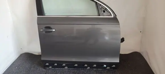 Audi Q7 4L Front door LZ7S