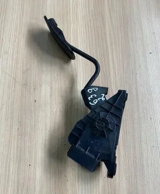 Lexus RX 330 - 350 - 400H Accelerator throttle pedal 7812048070