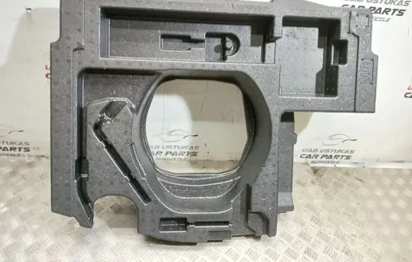 Mazda CX-3 Tool box D10F688MX