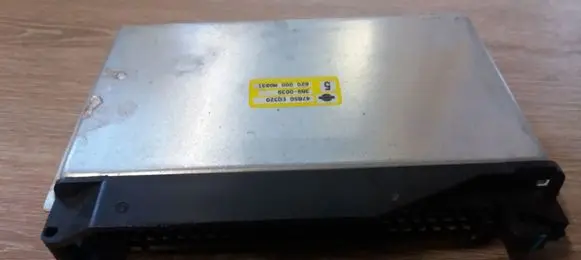 Nissan X-Trail T30 ABS control unit/module 47850EQ320 3890039 620000M0931