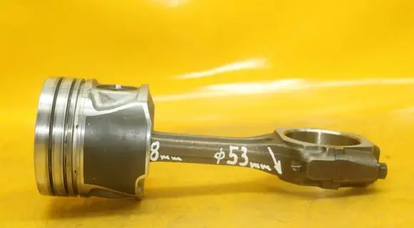 Hyundai Tucson JM Piston with connecting rod 5D09B P252