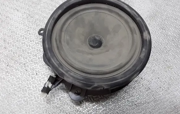Audi A3 S3 A3 Sportback 8P Front door speaker 8P0035411