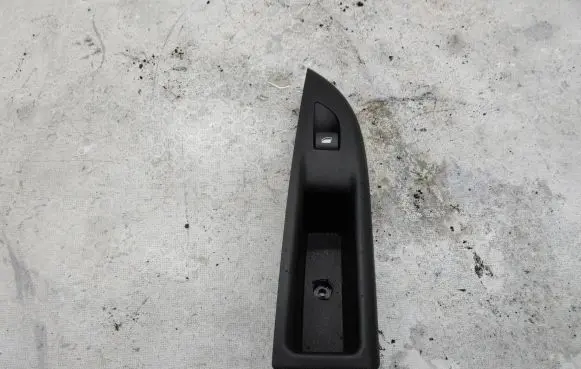 Opel Mokka B Rear door handle trim 9835154080 74959B23