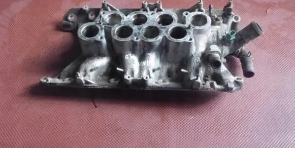 Land Rover Range Rover P38A Intake manifold