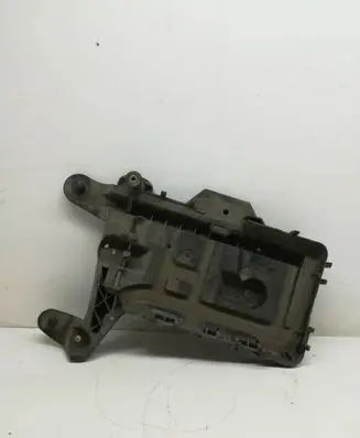 Skoda Octavia Mk2 (1Z) Battery tray 1K0915333