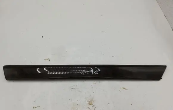 BMW 3 E46 Other front door trim element 8200725