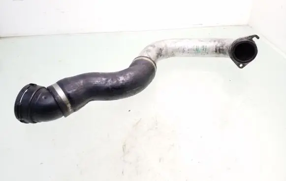 BMW 5 E60 E61 Intercooler hose/pipe 7789052 7794064