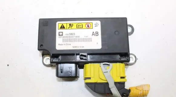 Chevrolet Orlando Airbag control unit/module 13505823