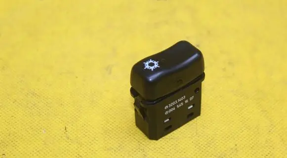 Mercedes-Benz Vito Viano W638 Air conditioning (A/C) switch 0045451607