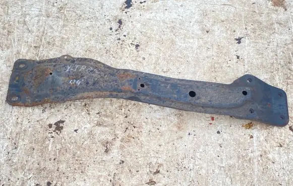 Nissan X-Trail T30 Front subframe