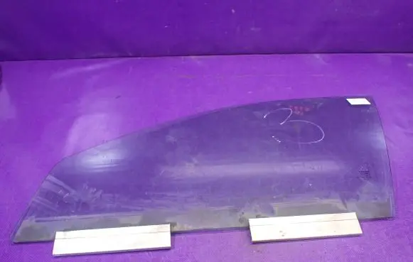 Volvo S60 Front door window glass four-door