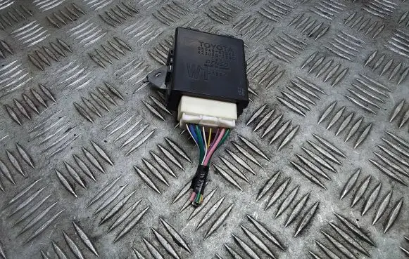 Toyota Prius+ (ZVW40) Other control units/modules 4230002090 8594047040