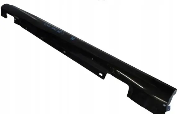 Mercedes-Benz C W204 Sill A2046902540