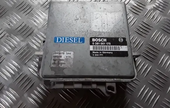 BMW 5 E34 Engine control unit/module 028101175 2244771
