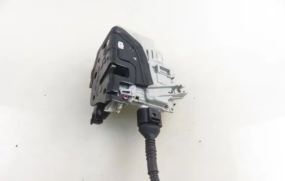 Audi A4 S4 B8 8K Front door lock 8J1837015A