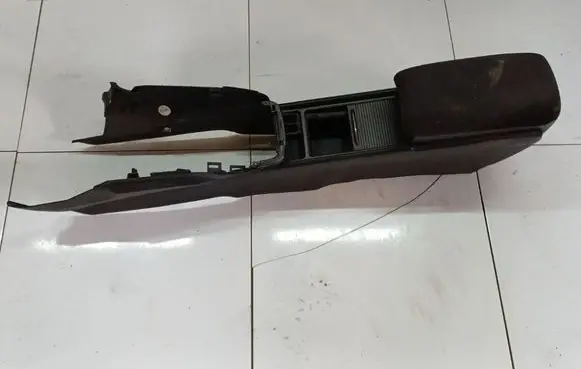 Honda Civic Center console 1308562