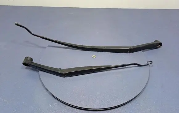 KIA Stonic Front wiper blade arm 